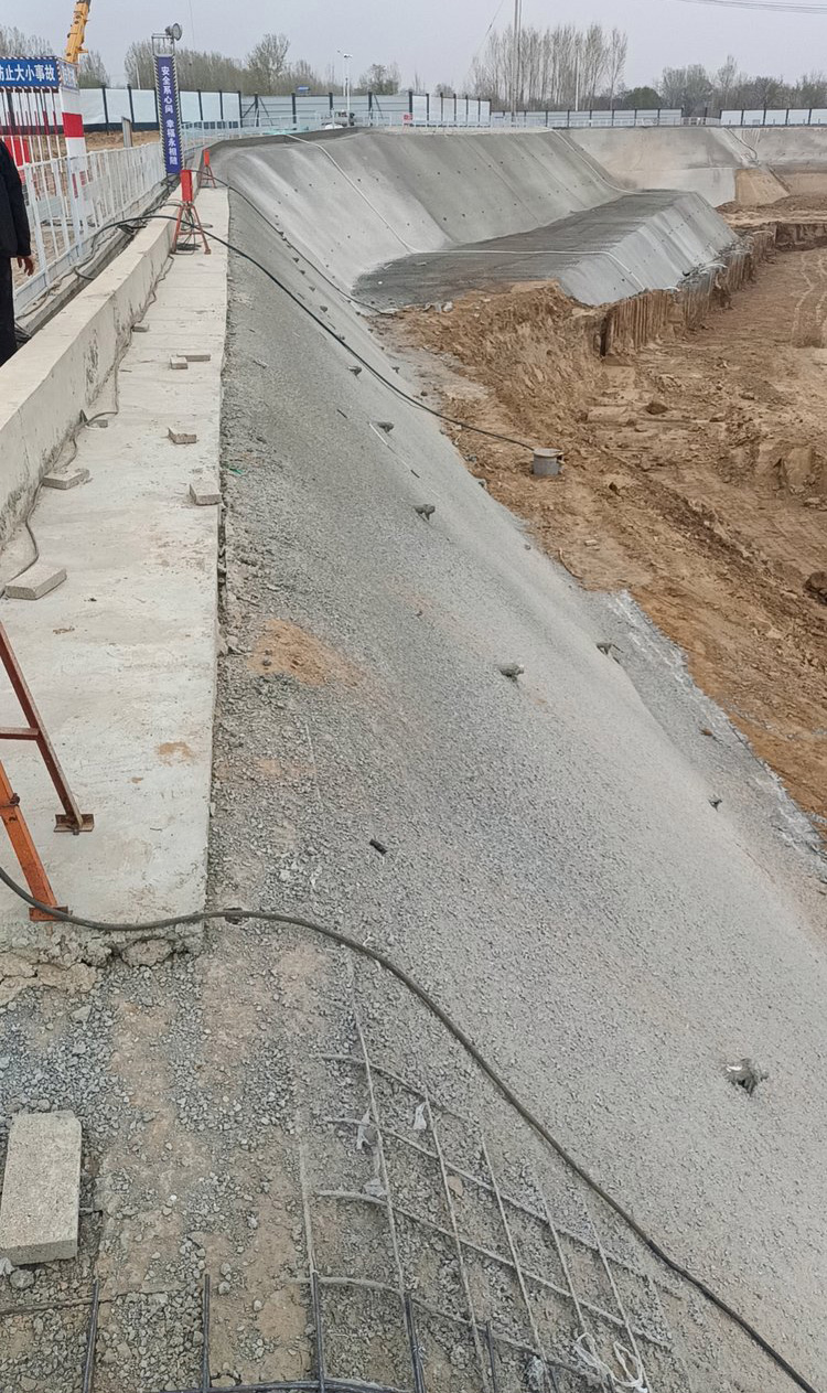 忻州河曲县挂网喷浆